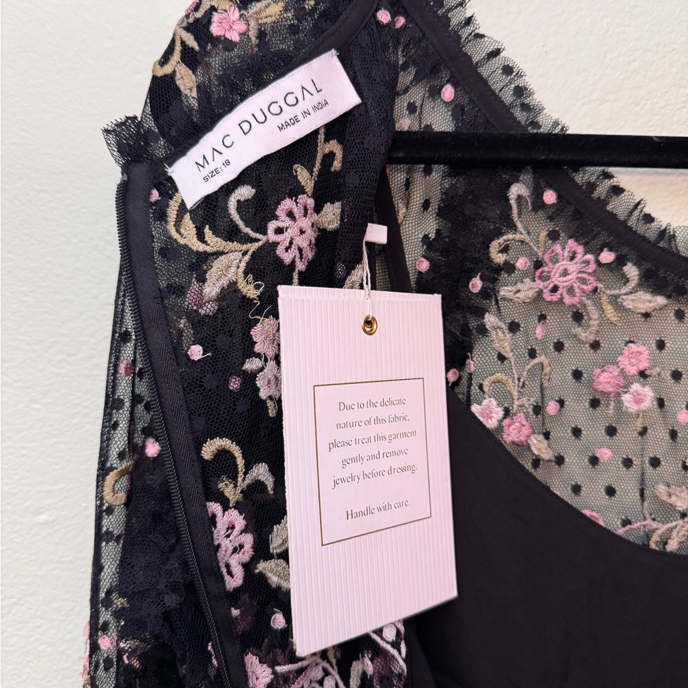 Mac Duggal size 18 Elegant Black Lace Evening Gown style 8030 - Picture 8 of 9